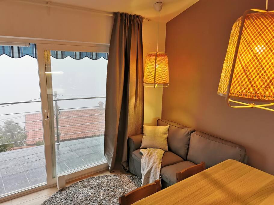 Ferienwohnung Mit 180° Meerblick Dobreć Екстериор снимка