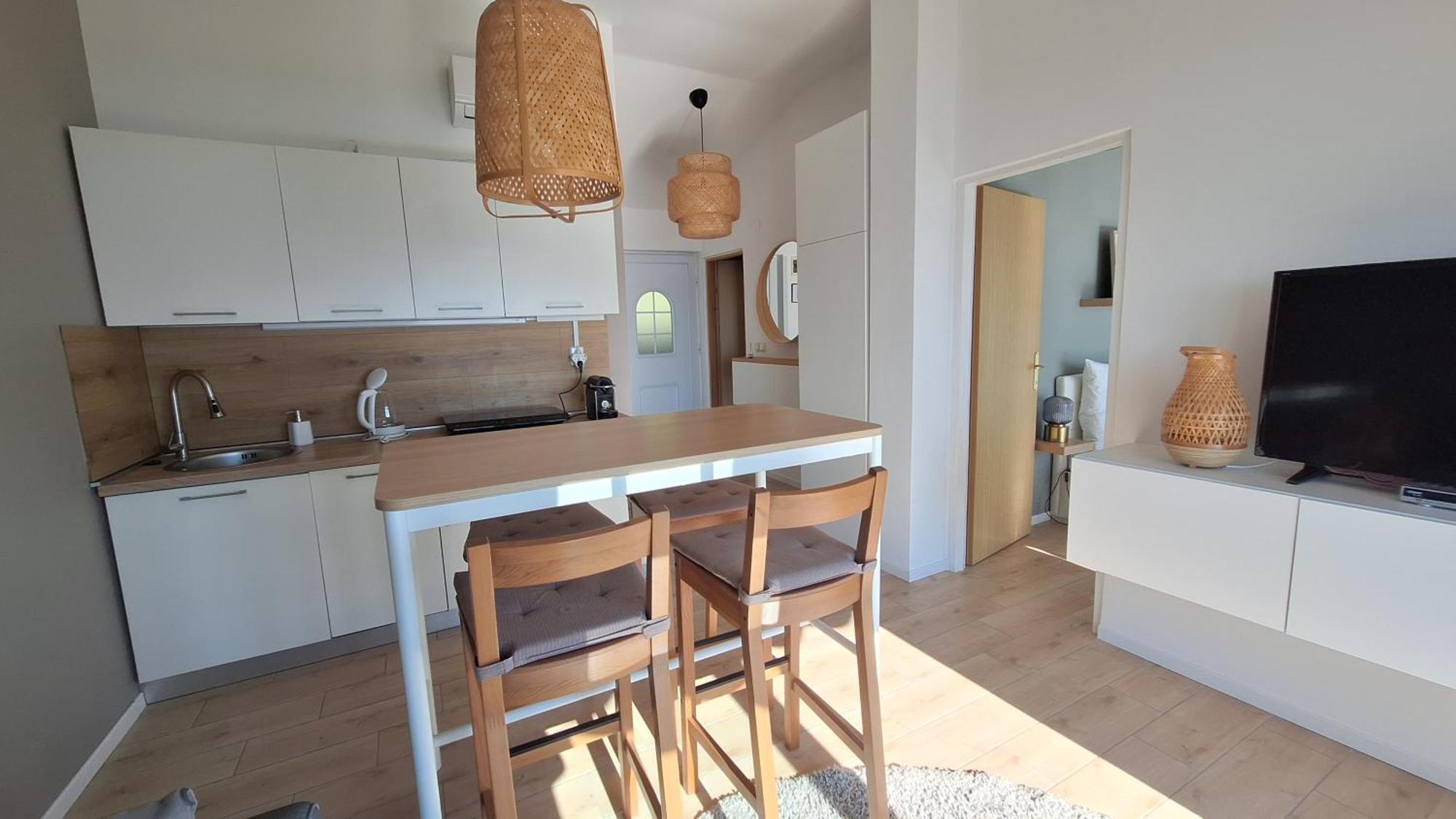 Ferienwohnung Mit 180° Meerblick Dobreć Екстериор снимка