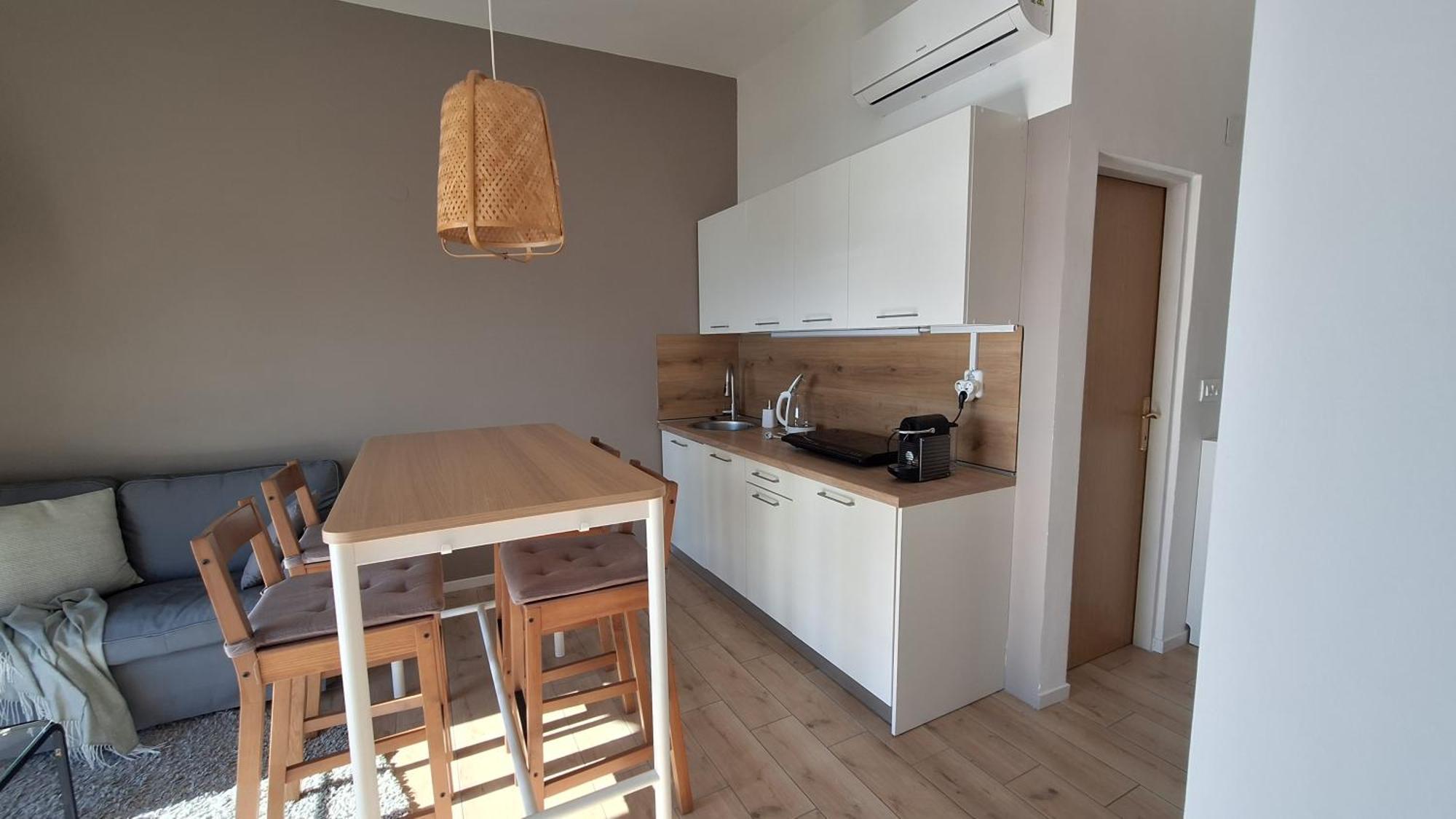 Ferienwohnung Mit 180° Meerblick Dobreć Екстериор снимка